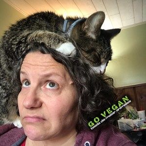 Meet your Posher, Leslie